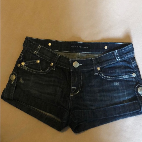 Small - Picture 2 of 7